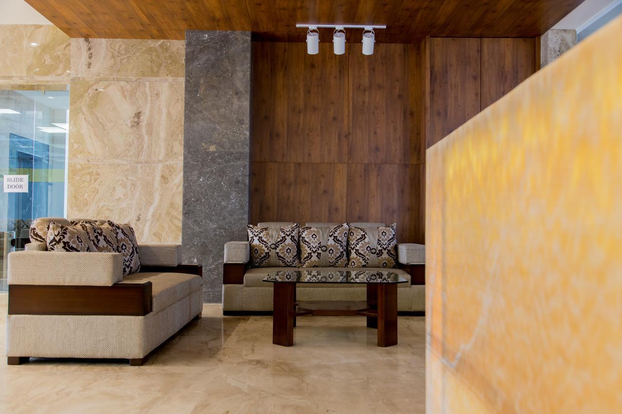 Hotel Hills Tirupattur Tiruppatur Εξωτερικό φωτογραφία
