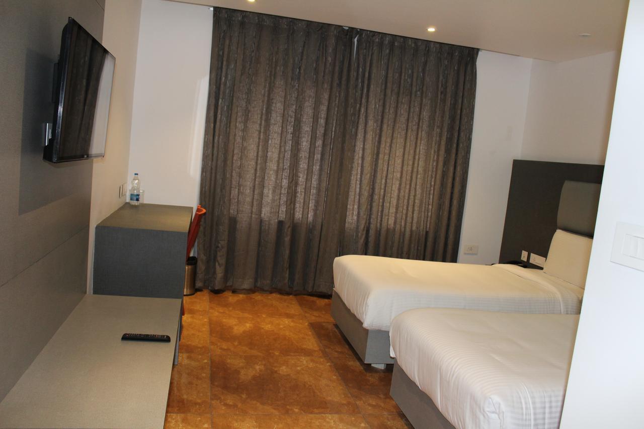 Hotel Hills Tirupattur Tiruppatur Εξωτερικό φωτογραφία